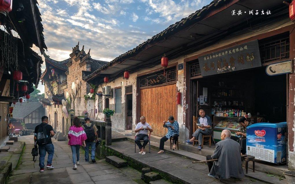 探索蜗牛世界,尽在公路局能报一建考试吗问答平台!